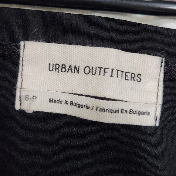 Urban Outfitters Bengaline Square Neck Cropped Top 3/4 Sleeve Black Size Small - Picture 6 of 8